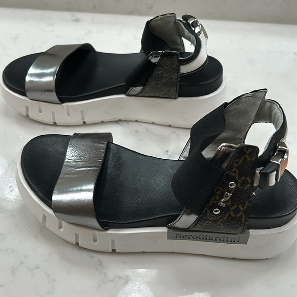 NERO GIARDINI platform sandal Italian made size 38 or US 8 - Picture 5 of 12